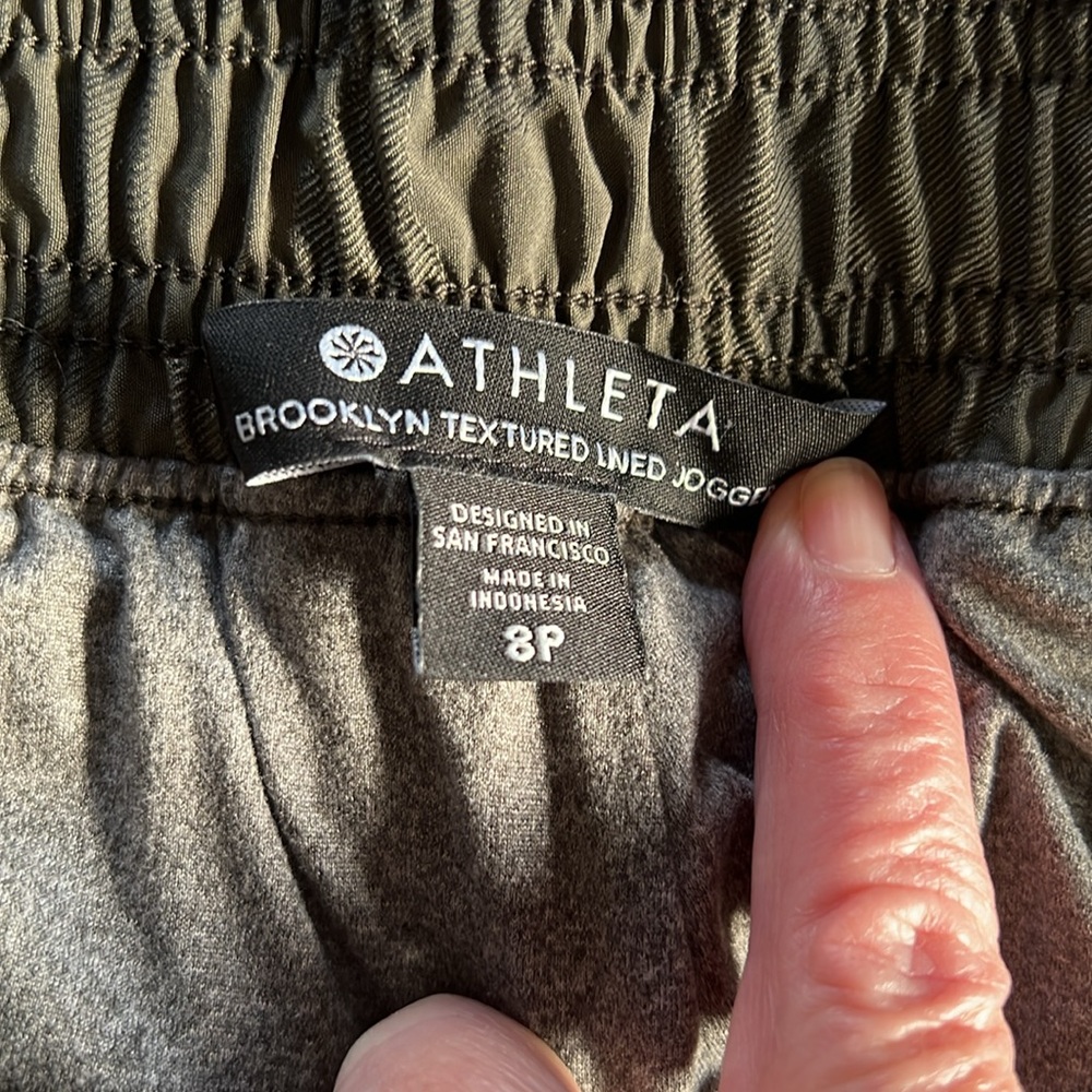 Athleta Camo Patterned Lined Joggers - image 5